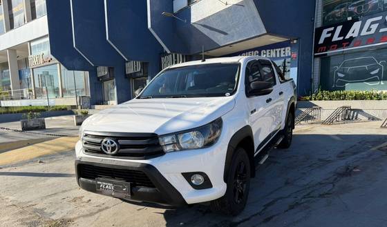 TOYOTA HILUX 2.8 SR CHALLENGE 4X4 CD 16V DIESEL 4P AUTOMÁTICO TOYOTA HILUX 2.8 SR CHALLENGE 4X4 CD 16V DIESEL 4P AUTOMÁTICO